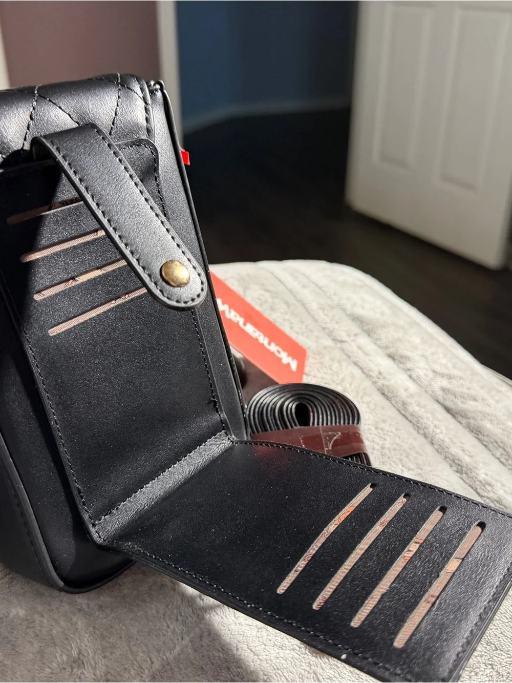 Montana West Black Quilted Flap Crossbody Phone Pouch